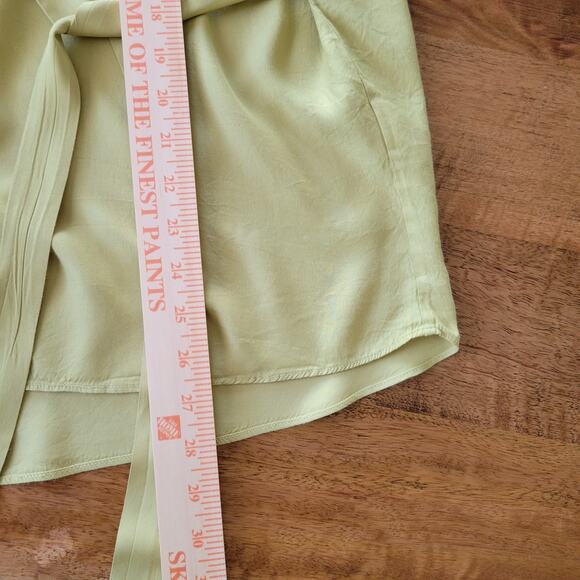 Berlook Button up Shirt w Tie Front Womens Small Green Minimalist Office Artsy - Picture 12 of 12